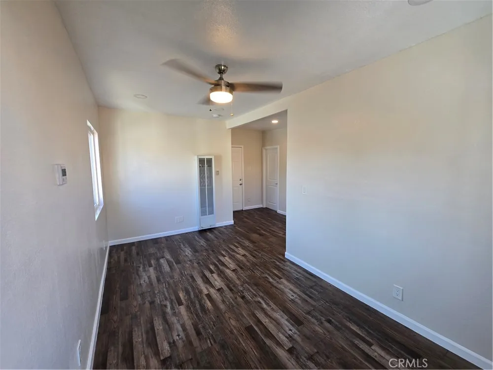 1921 E 6th Street Long Beach, CA 90802
