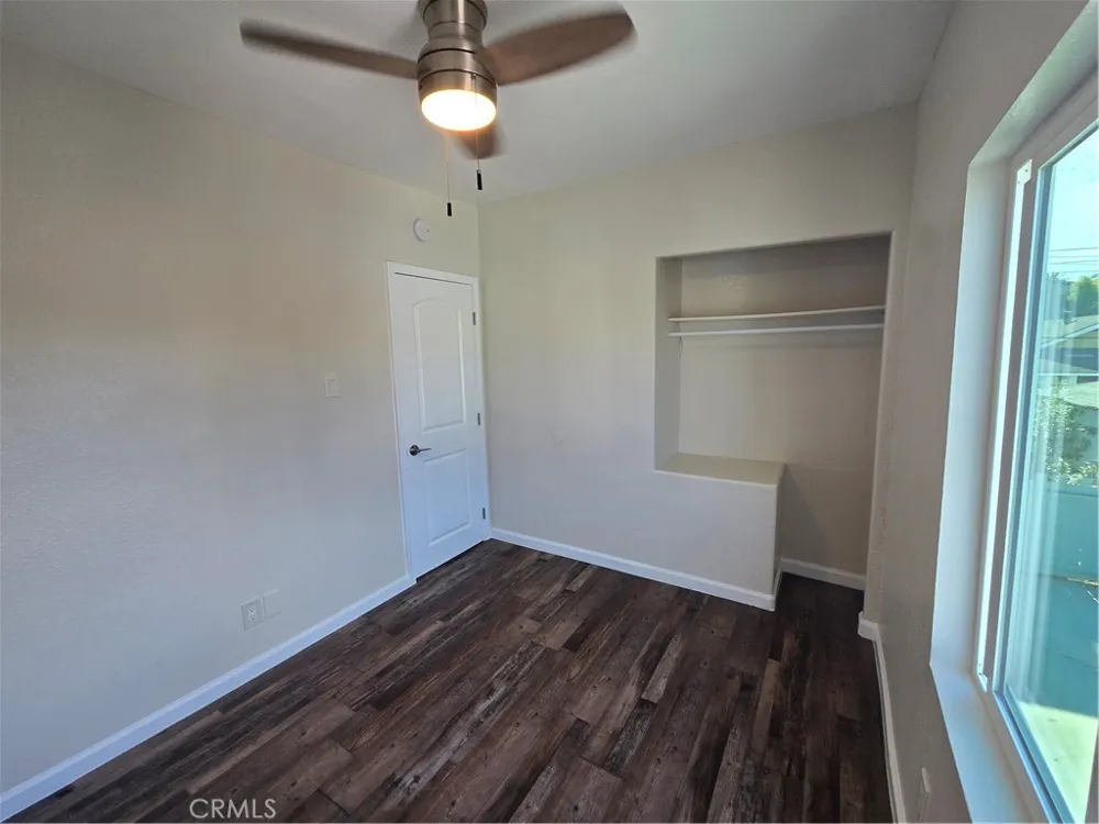 1921 E 6th Street Long Beach, CA 90802