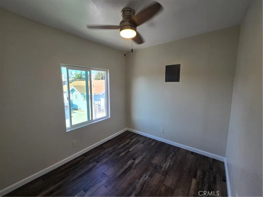 1921 E 6th Street Long Beach, CA 90802