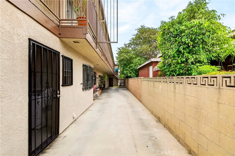 632 Wilmington Boulevard Wilmington, CA 90744