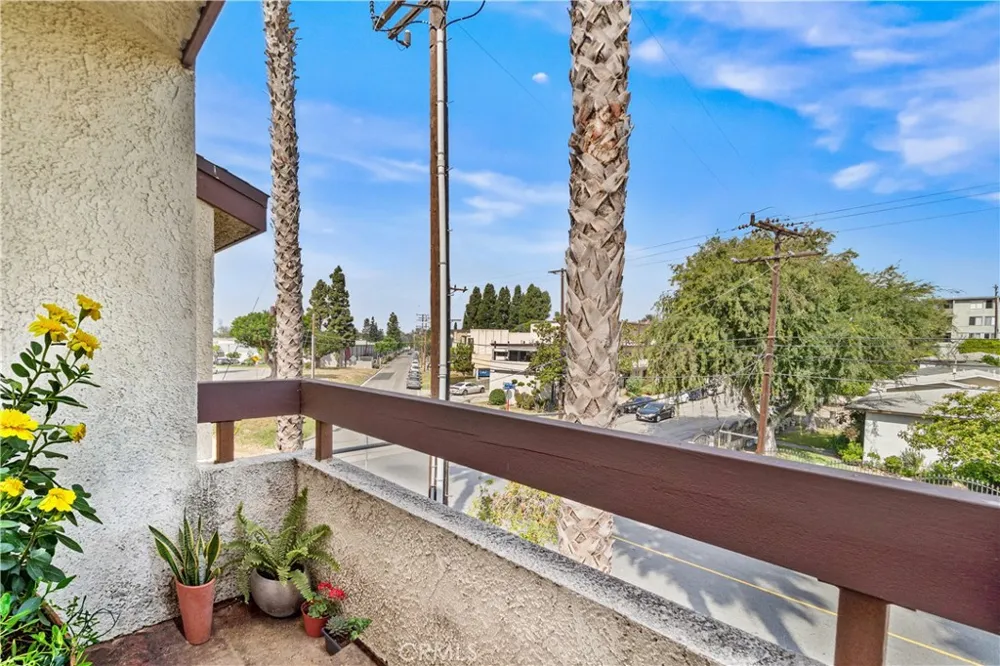 620 W Hyde Park #129 Inglewood, CA 90302