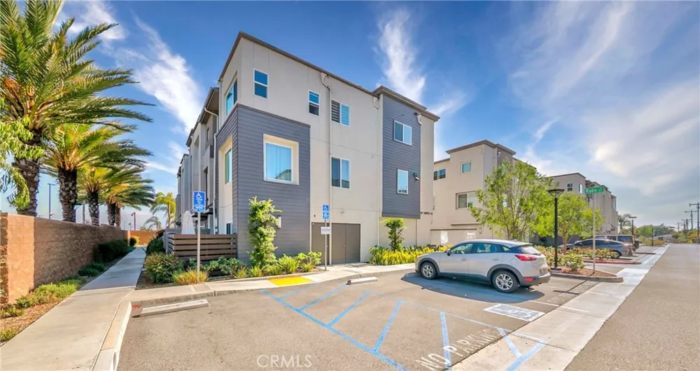 14057 Ruby Lane #4 Gardena, CA 90247