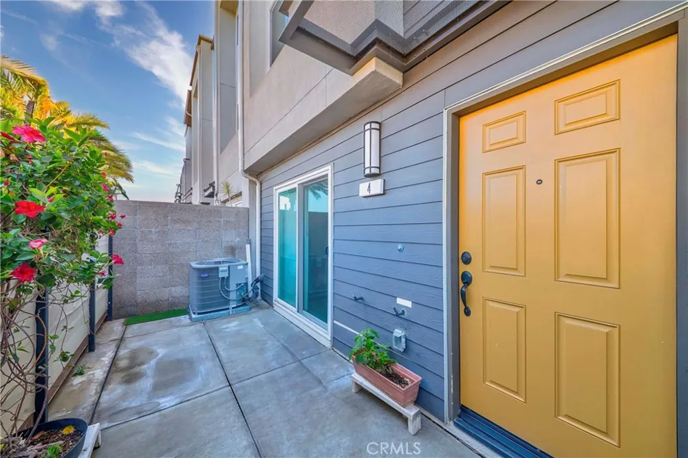 14057 Ruby Lane #4 Gardena, CA 90247