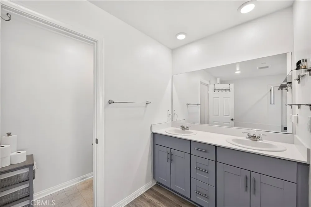 14057 Ruby Lane #4 Gardena, CA 90247