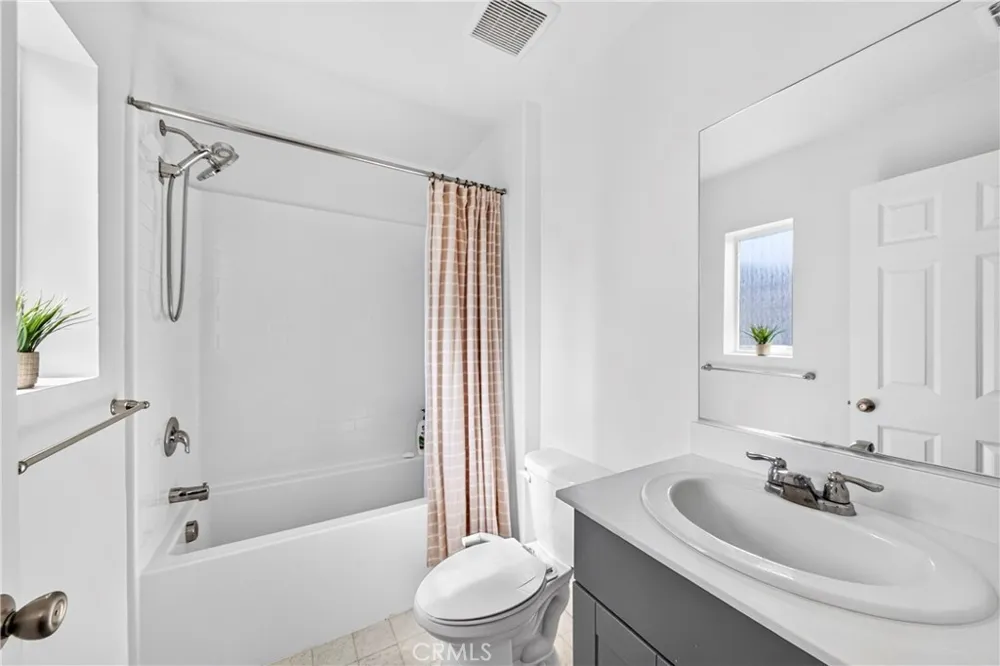 14057 Ruby Lane #4 Gardena, CA 90247