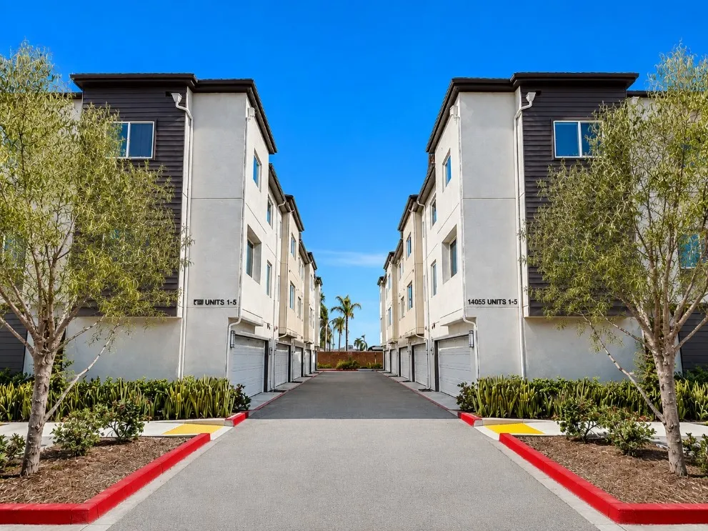 14057 Ruby Lane #4 Gardena, CA 90247