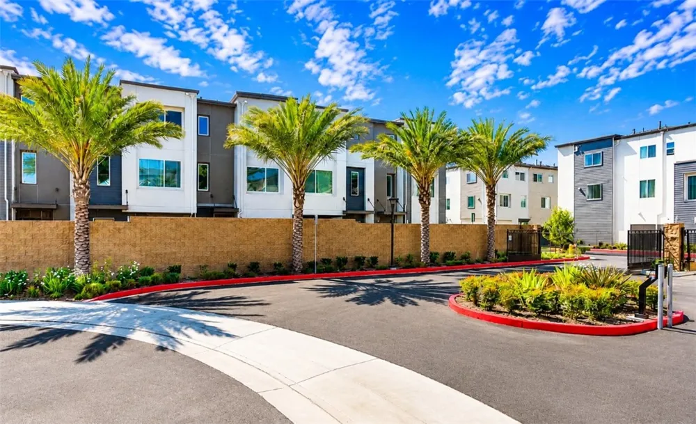14057 Ruby Lane #4 Gardena, CA 90247