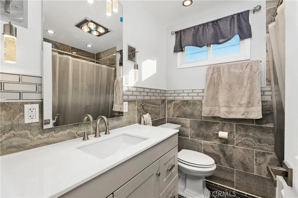 527 Cedar Avenue #2E Long Beach, CA 90802