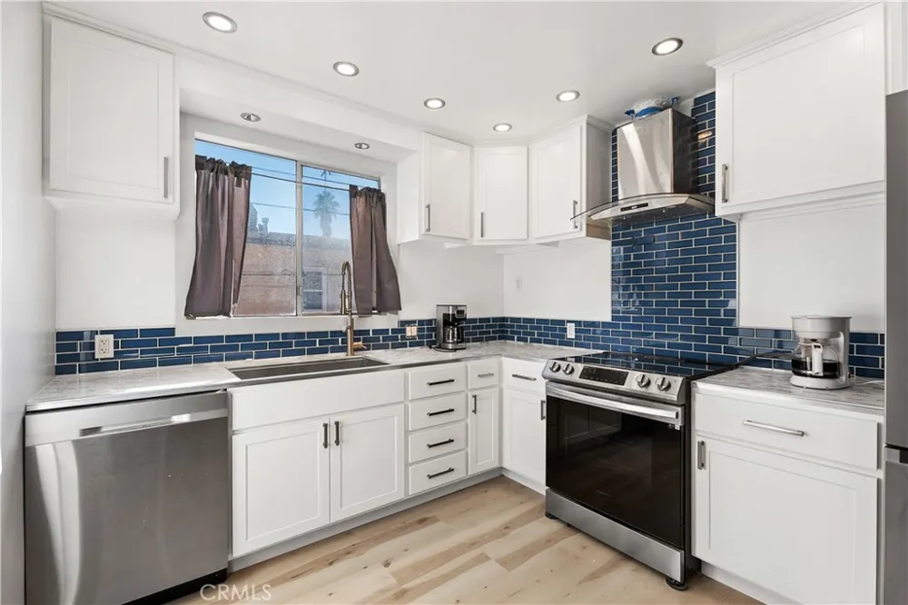 527 Cedar Avenue #2E Long Beach, CA 90802