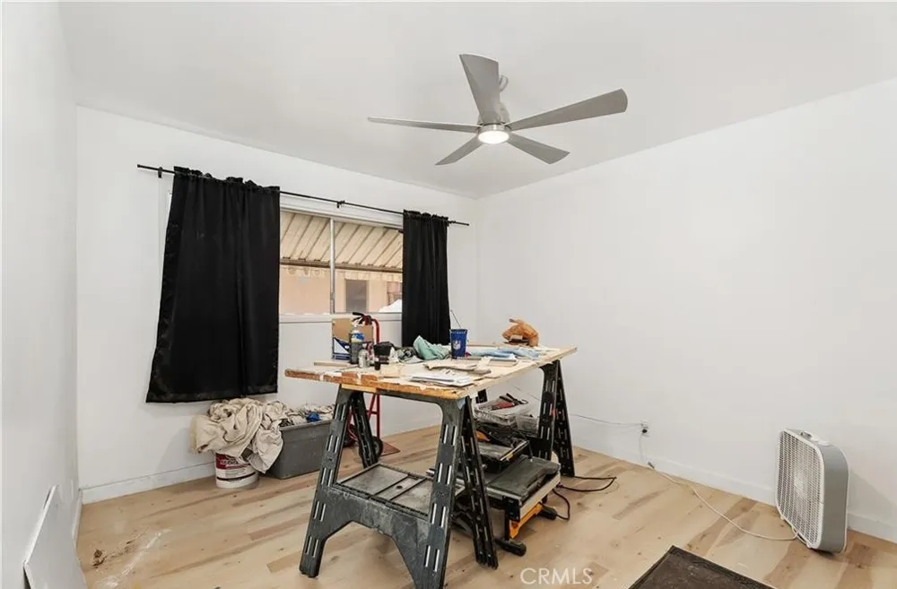 527 Cedar Avenue #2E Long Beach, CA 90802