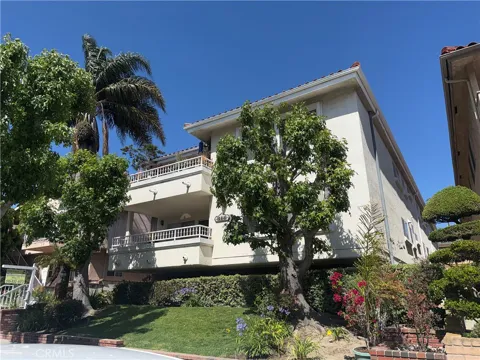 818 S Averill #2