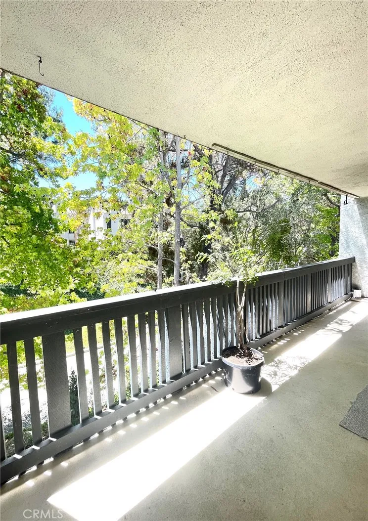 3603 W Hidden Lane #306 Rolling Hills Estates, CA 90274