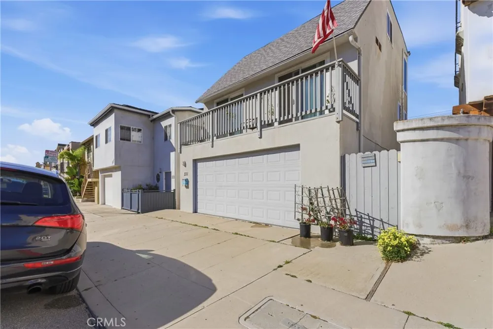 331 Manhattan Avenue Hermosa Beach, CA 90254