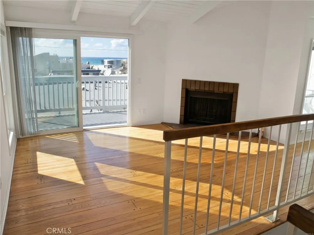 331 Manhattan Avenue Hermosa Beach, CA 90254