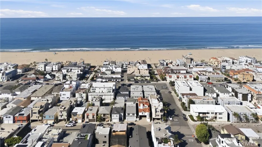 331 Manhattan Avenue Hermosa Beach, CA 90254