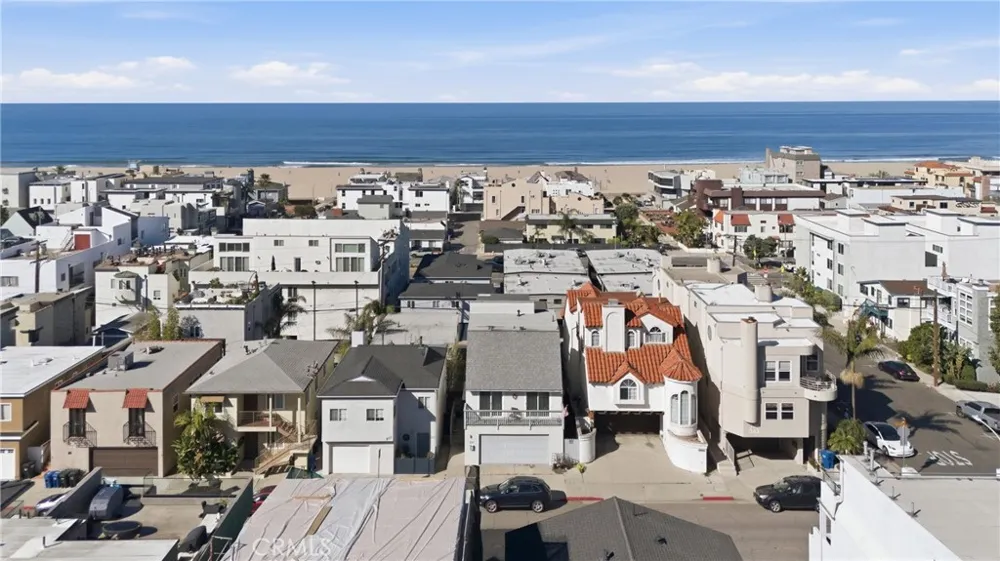 331 Manhattan Avenue Hermosa Beach, CA 90254