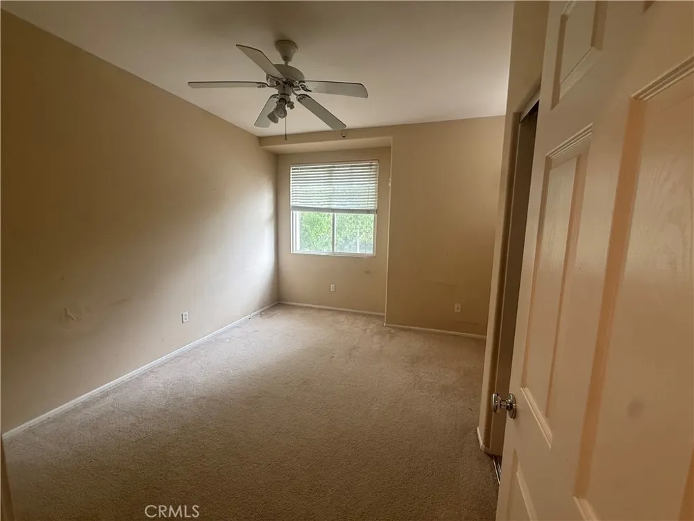 28007 Alta Vista Valencia, CA 91355
