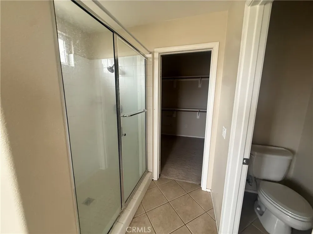 28007 Alta Vista Valencia, CA 91355