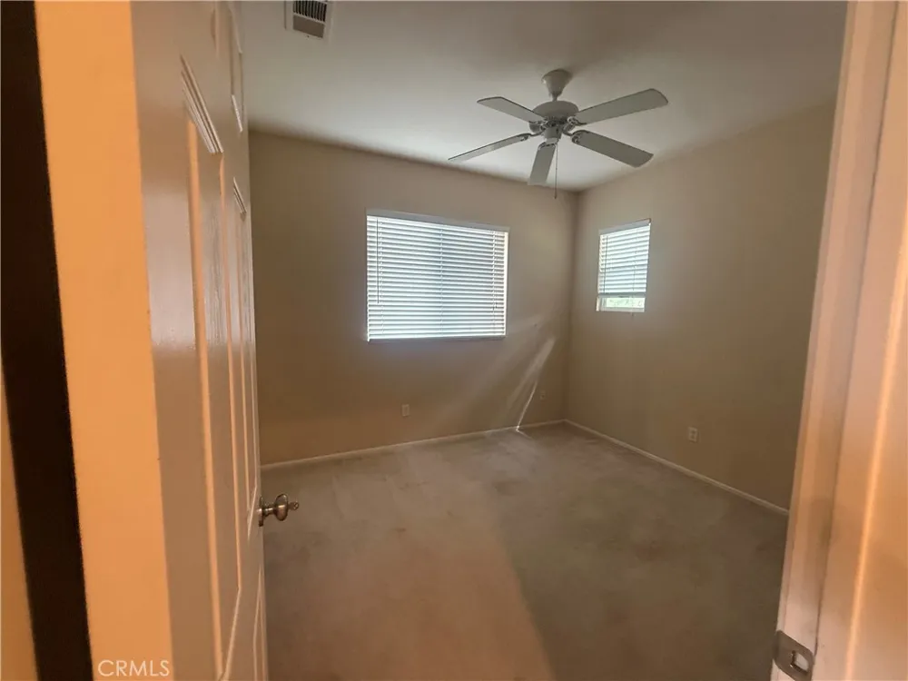 28007 Alta Vista Valencia, CA 91355