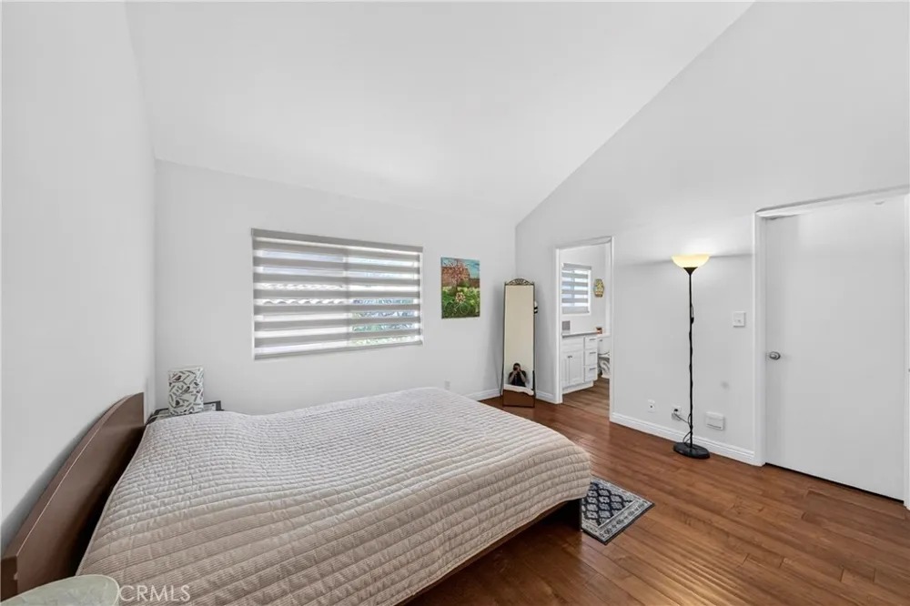 3130 Montrose Avenue #106 La Crescenta, CA 91214