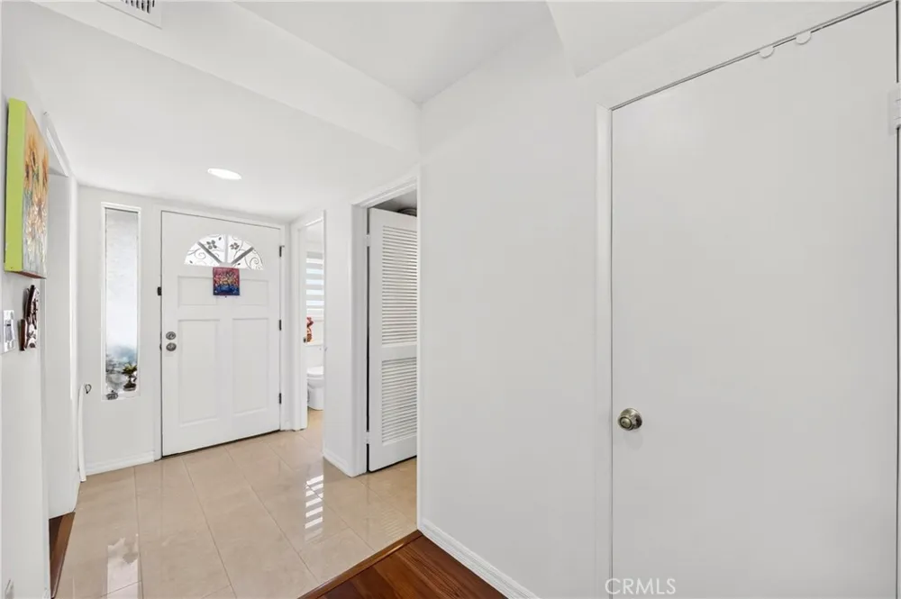 3130 Montrose Avenue #106 La Crescenta, CA 91214