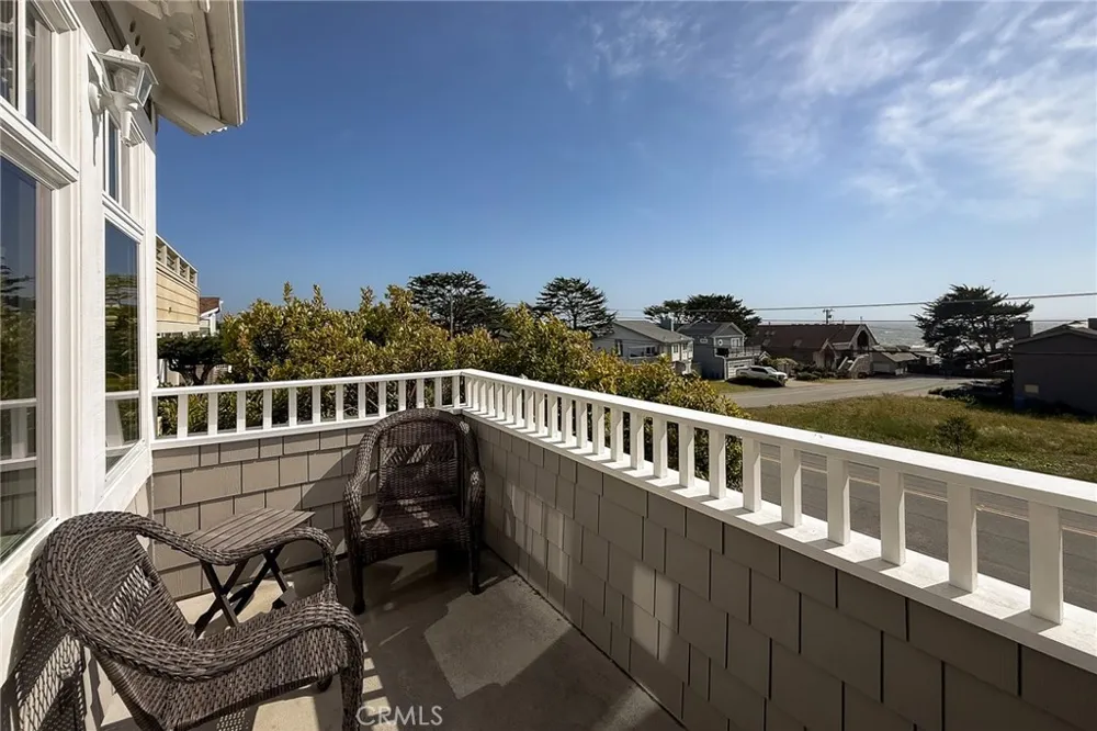 5320 Windsor Boulevard Cambria, CA 93428