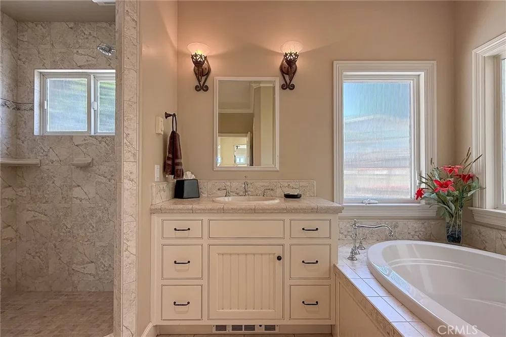 5320 Windsor Boulevard Cambria, CA 93428