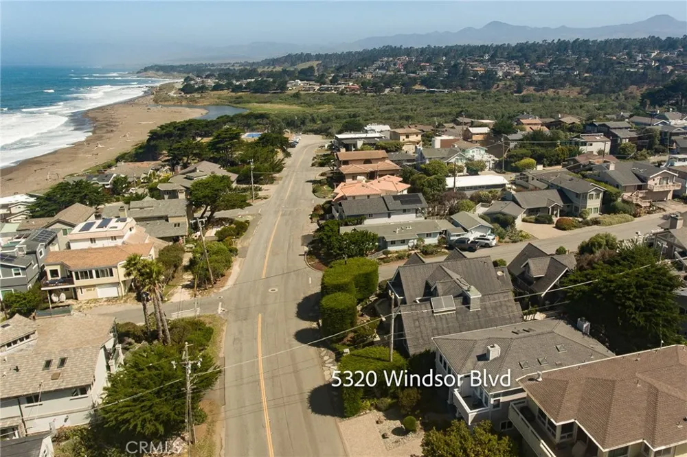 5320 Windsor Boulevard Cambria, CA 93428