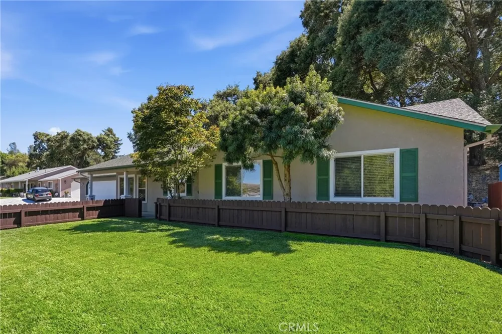 4250 Traffic Way Atascadero, CA 93422