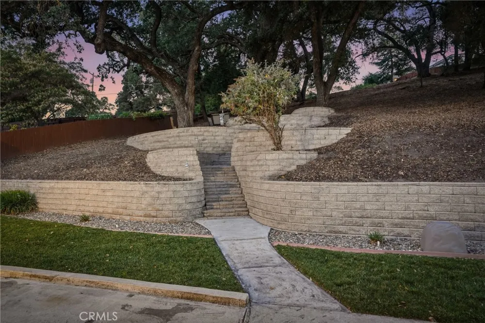 4250 Traffic Way Atascadero, CA 93422