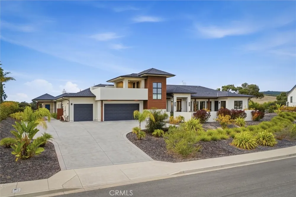 849 Castillo Del Mar Arroyo Grande, CA 93420