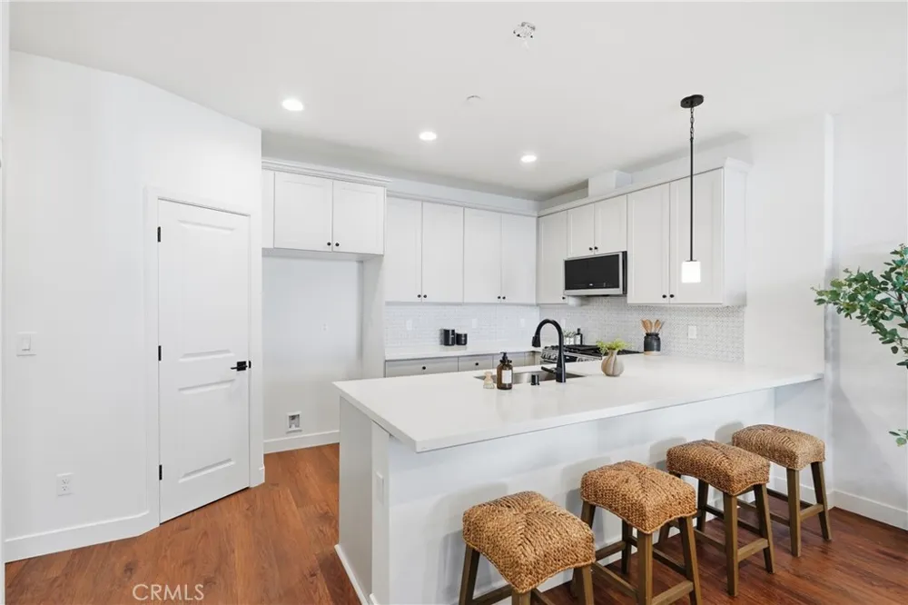 1182 Tiburon San Luis Obispo, CA 93401