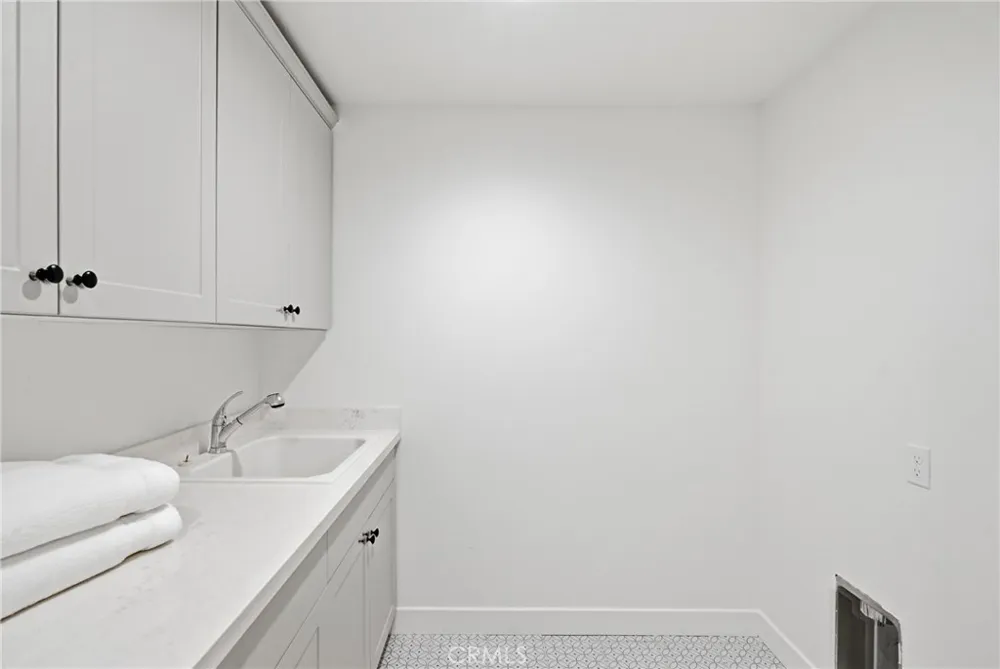 1182 Tiburon San Luis Obispo, CA 93401