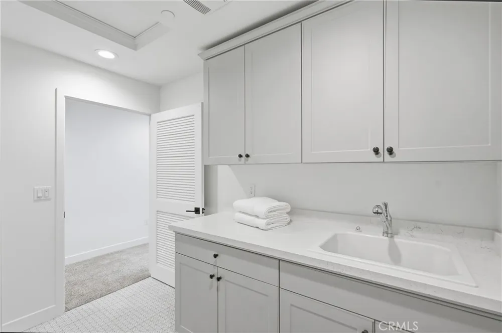 1182 Tiburon San Luis Obispo, CA 93401