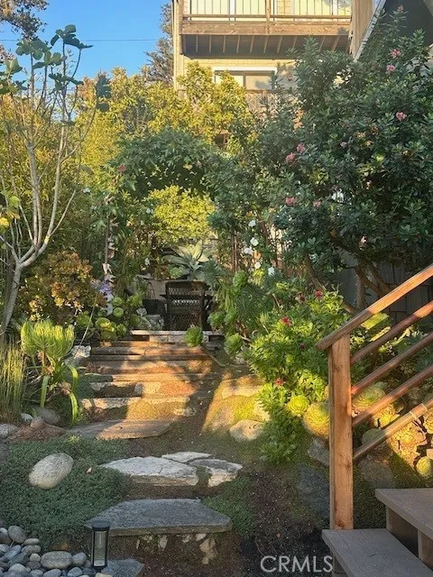 610 Ardath Drive Cambria, CA 93428