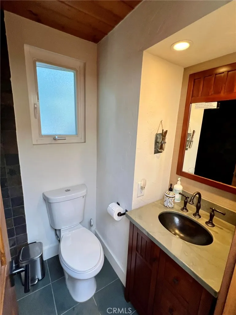 610 Ardath Drive Cambria, CA 93428