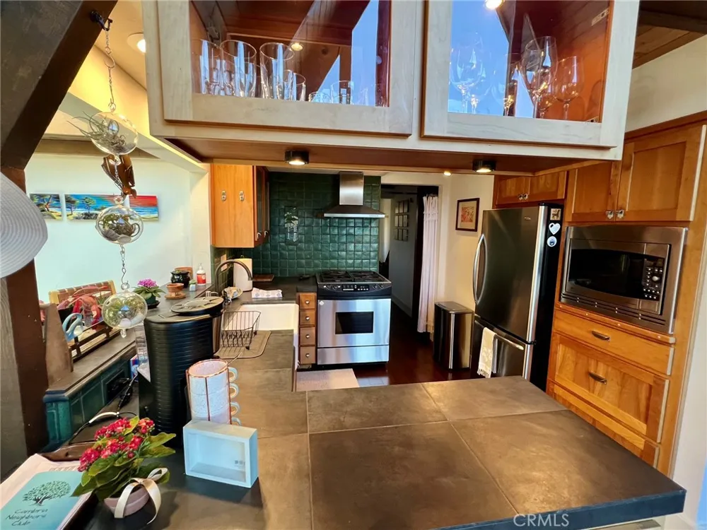 610 Ardath Drive Cambria, CA 93428