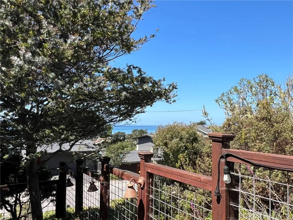 610 Ardath Drive Cambria, CA 93428