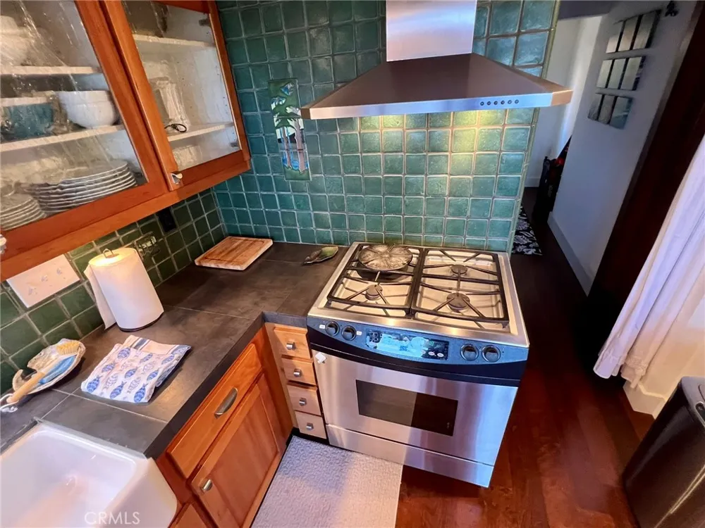 610 Ardath Drive Cambria, CA 93428