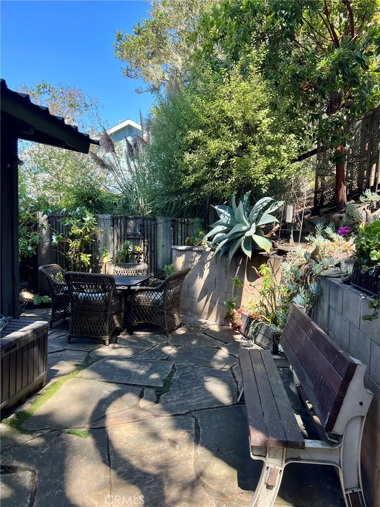 610 Ardath Drive Cambria, CA 93428