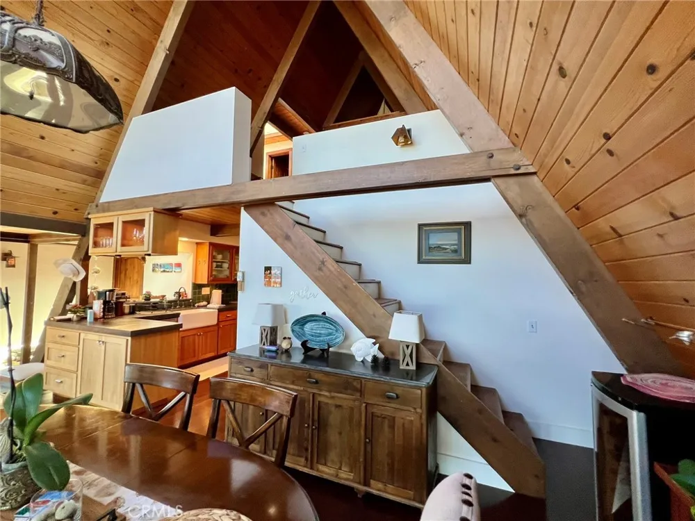 610 Ardath Drive Cambria, CA 93428