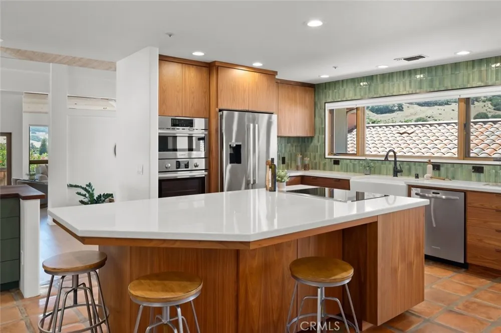 333 Twin Ridge San Luis Obispo, CA 93405