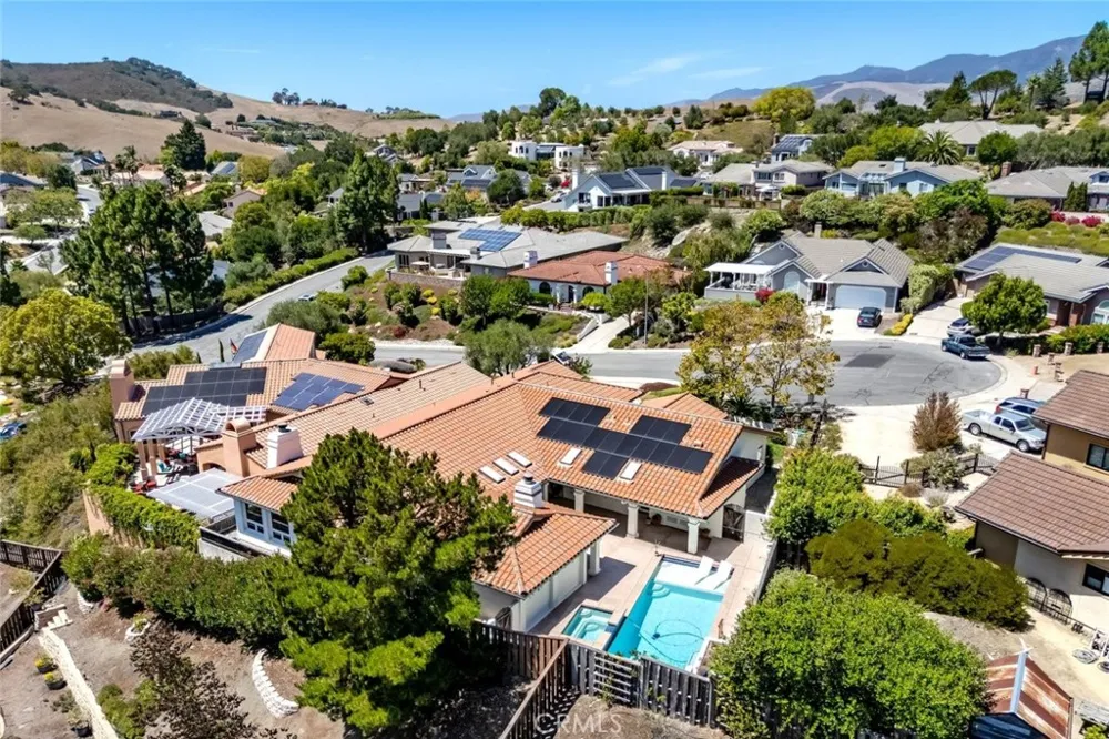 333 Twin Ridge San Luis Obispo, CA 93405