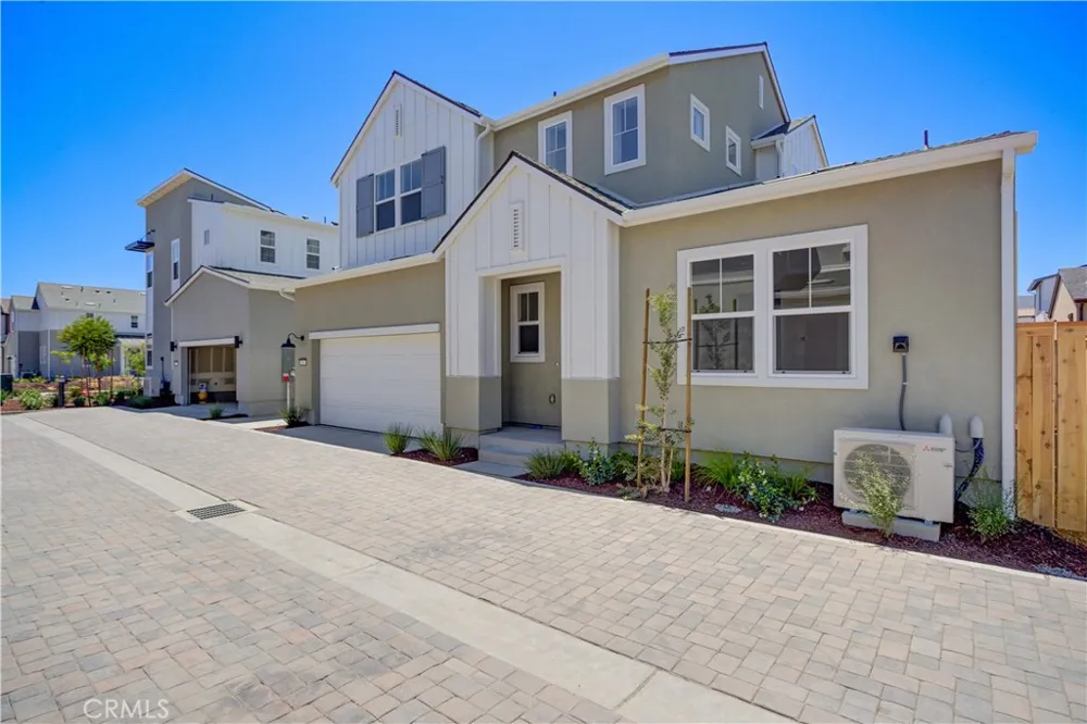 215 Kitty Hawk Court San Luis Obispo, CA 93401