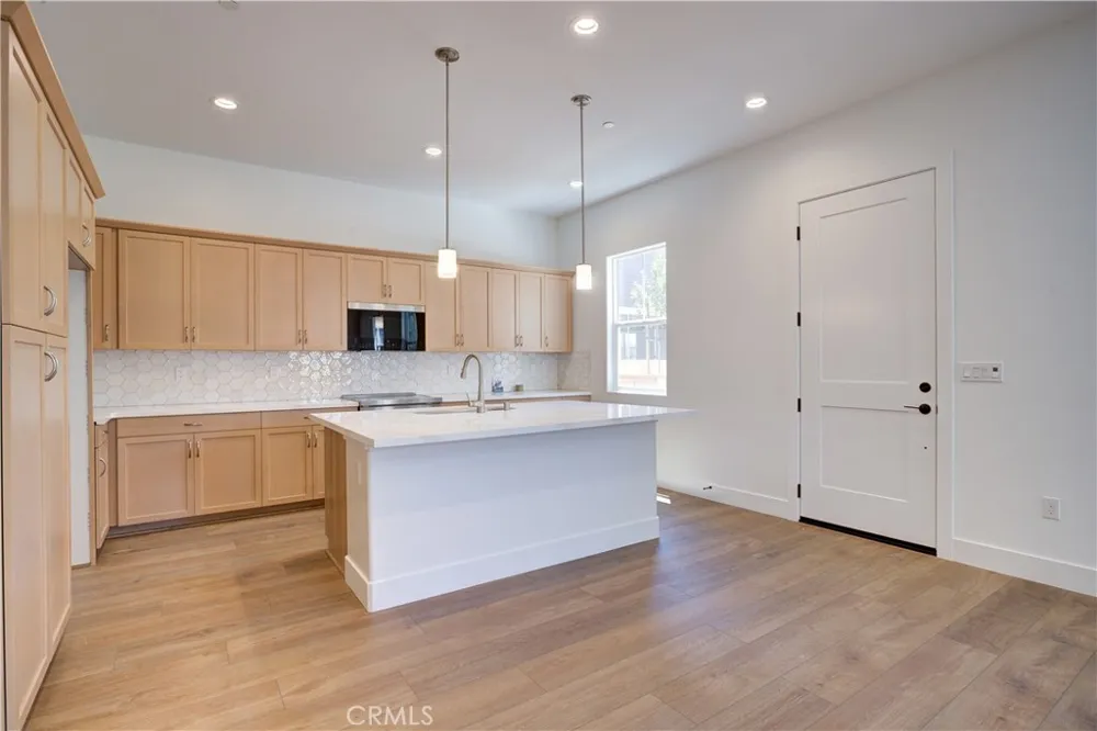 215 Kitty Hawk Court San Luis Obispo, CA 93401