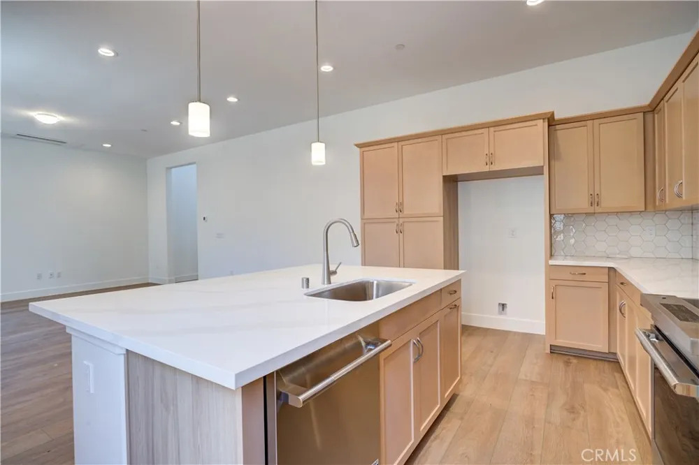 215 Kitty Hawk Court San Luis Obispo, CA 93401