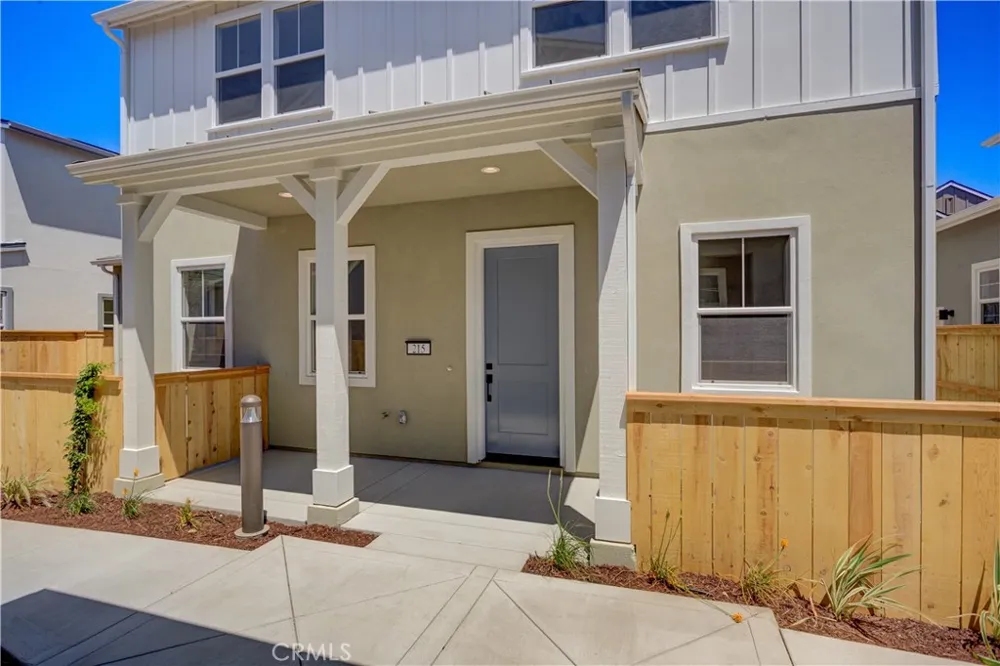 215 Kitty Hawk Court San Luis Obispo, CA 93401