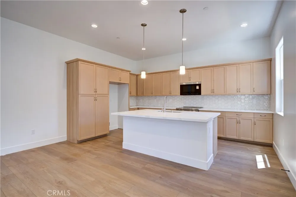 215 Kitty Hawk Court San Luis Obispo, CA 93401