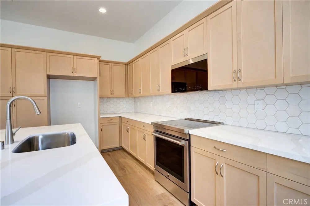 215 Kitty Hawk Court San Luis Obispo, CA 93401