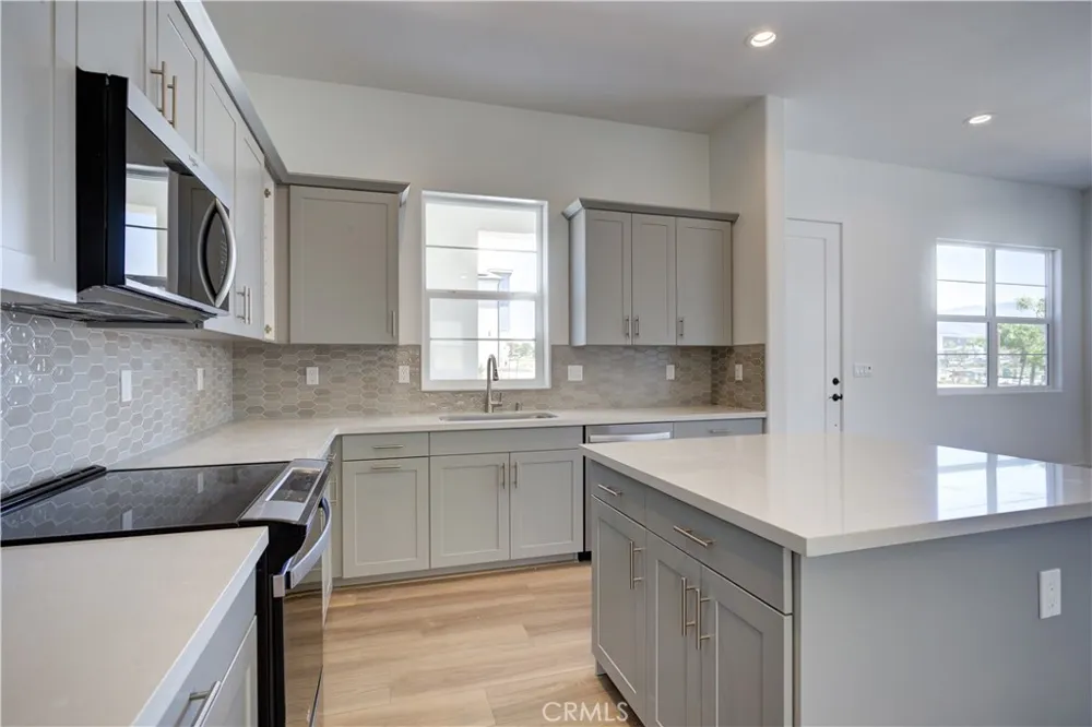 213 Kitty Hawk Court San Luis Obispo, CA 93401